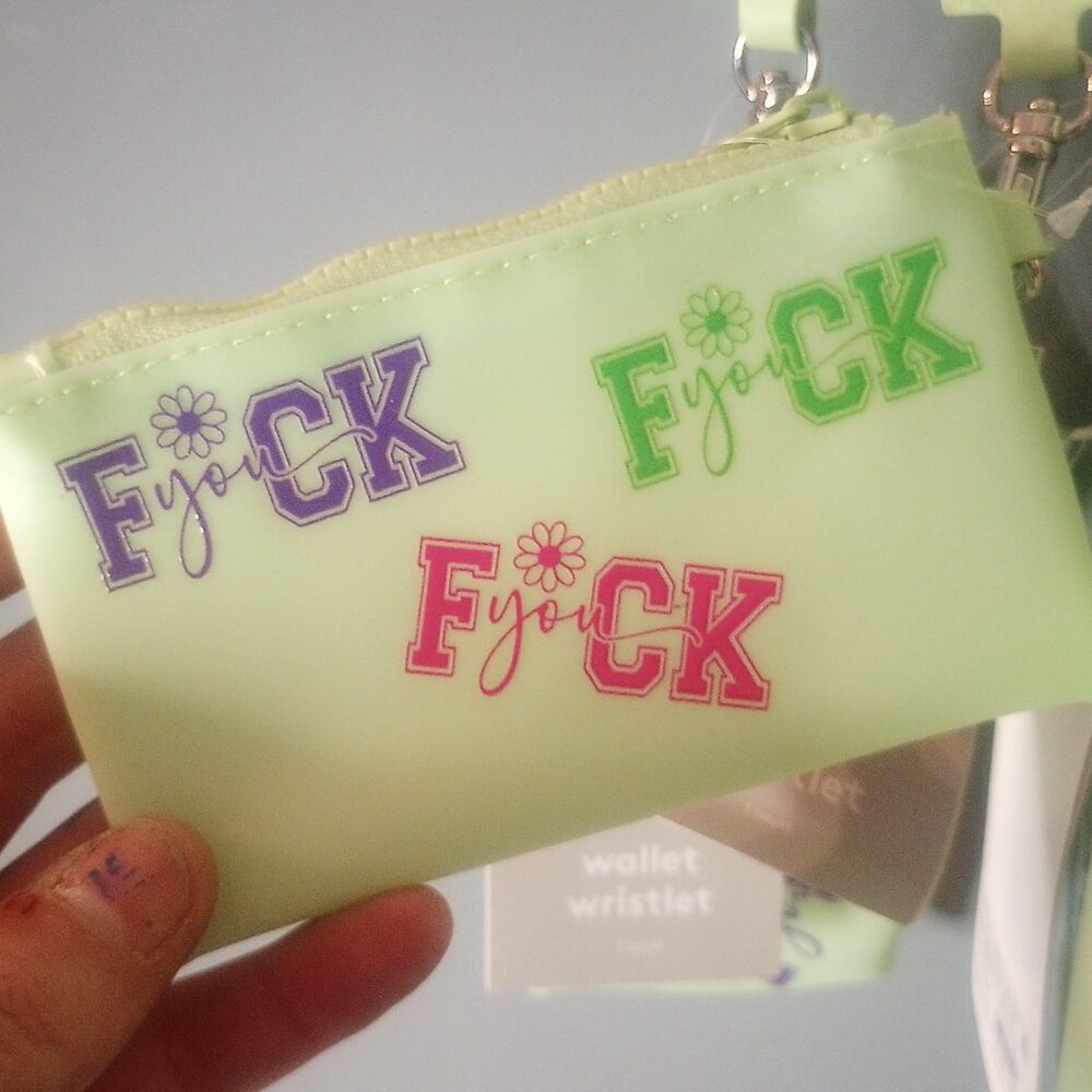 Wristlets - Picture 5 of 16